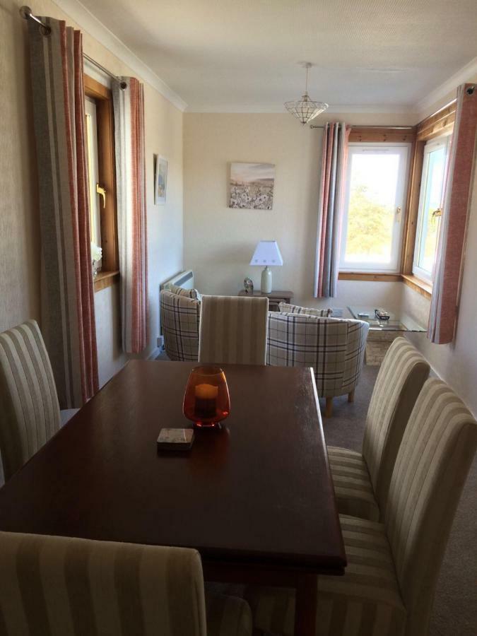 Skerrols Villa Broadford  Bagian luar foto